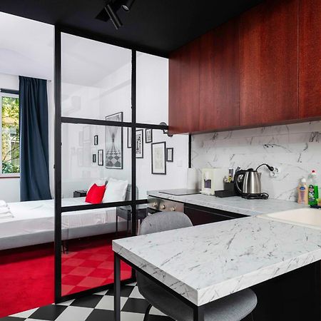 Central Art-Inspired Flat With Private Garage صوفيا المظهر الخارجي الصورة
